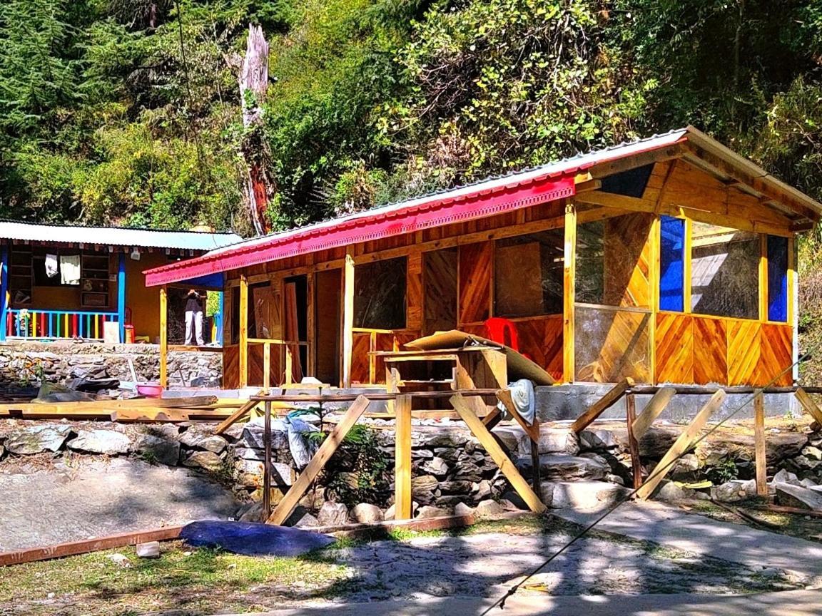 Shanti People Huts & Camp Kasol Buitenkant foto