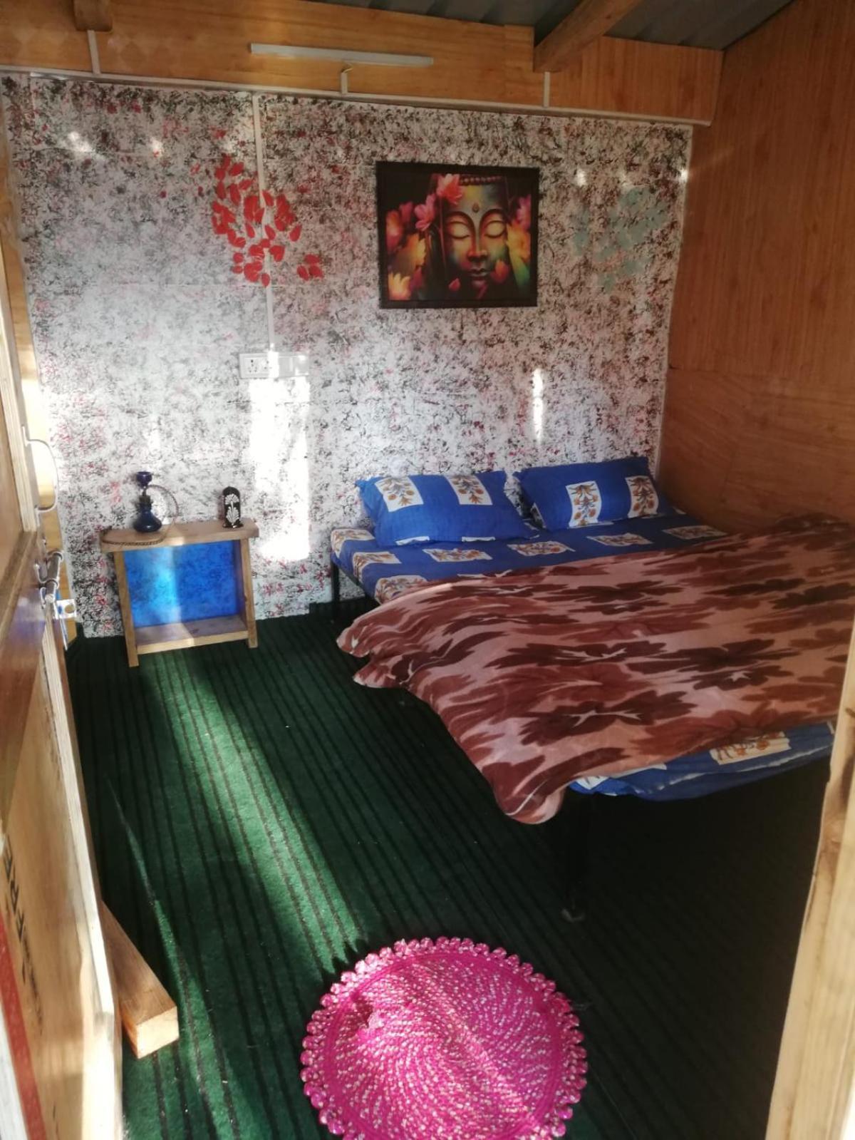 Shanti People Huts & Camp Kasol Buitenkant foto